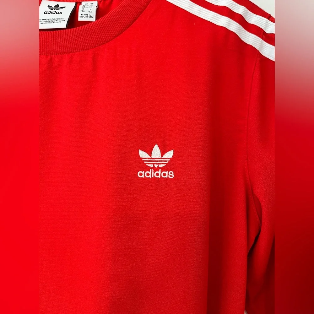 Adidas |  Sleek drop hem dress in red - Picture 4 of 8